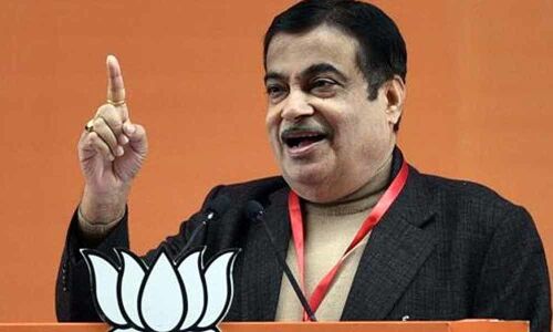 Stop terrorism or face consequences, Gadkari warns Pakistan