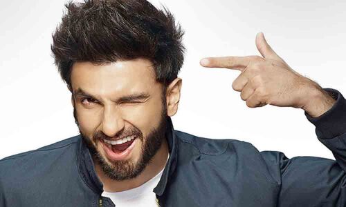 Ranveer in awe of Deepikas look