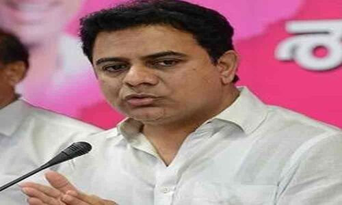 KTR urges Sushma to help Telangana man stuck in Abu Dhabi