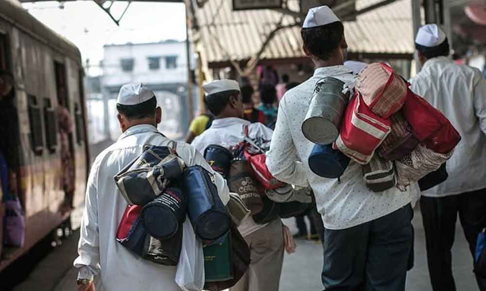 Dabbawalas to gift silver goodies to Prince Archie