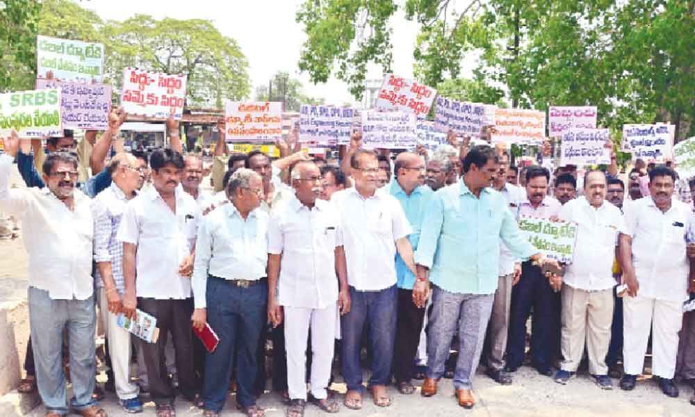 RTC unions threaten strike at any moment after May 22