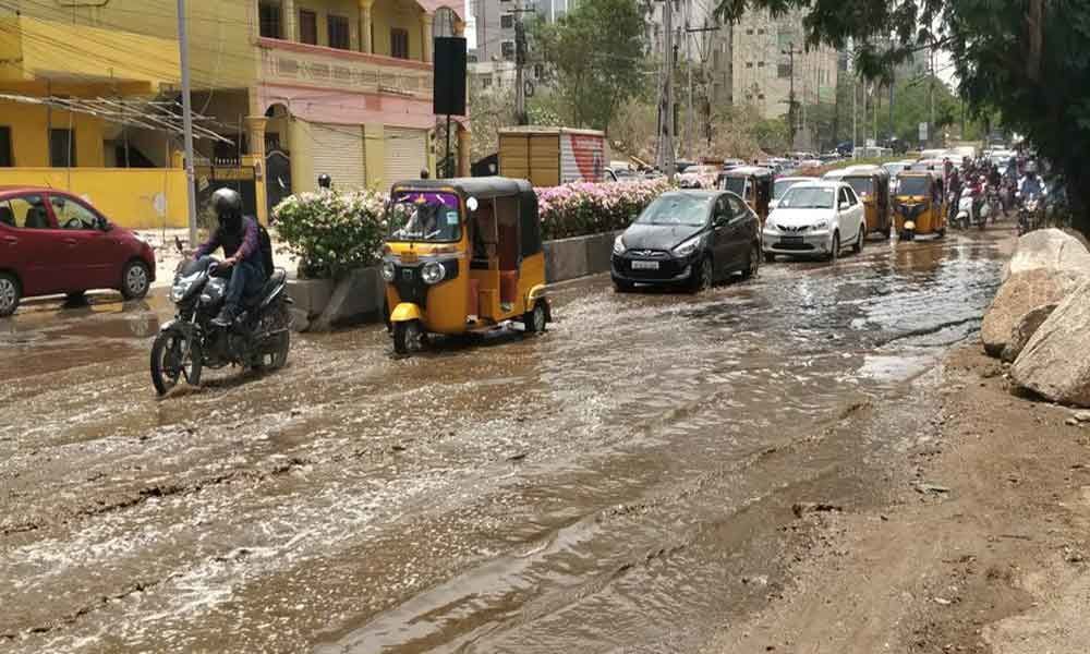 Sewerage overflow causes great distress