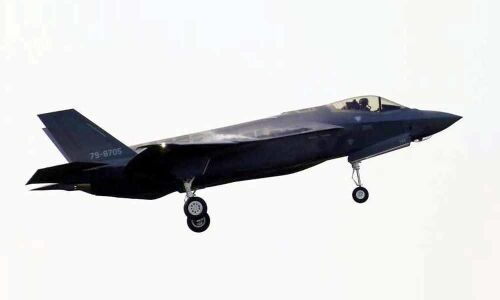 US ends search for Japans F-35 that crashed in April