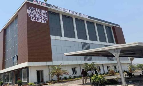 Sidda inaugurates badminton Academy