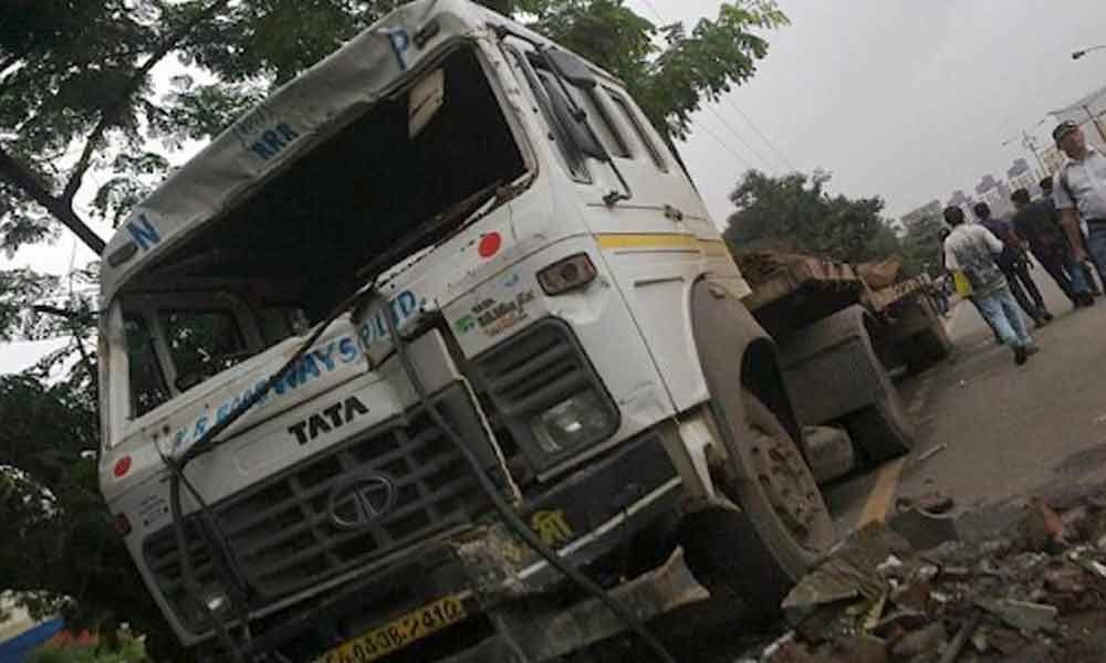Hyderabad: Container rams into pedestrians near Patancheru, 2 killed