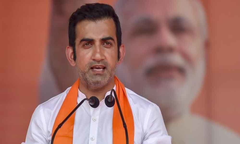 Will hang myself in public if AAP proves allegations: Gambhir on pamphlet row