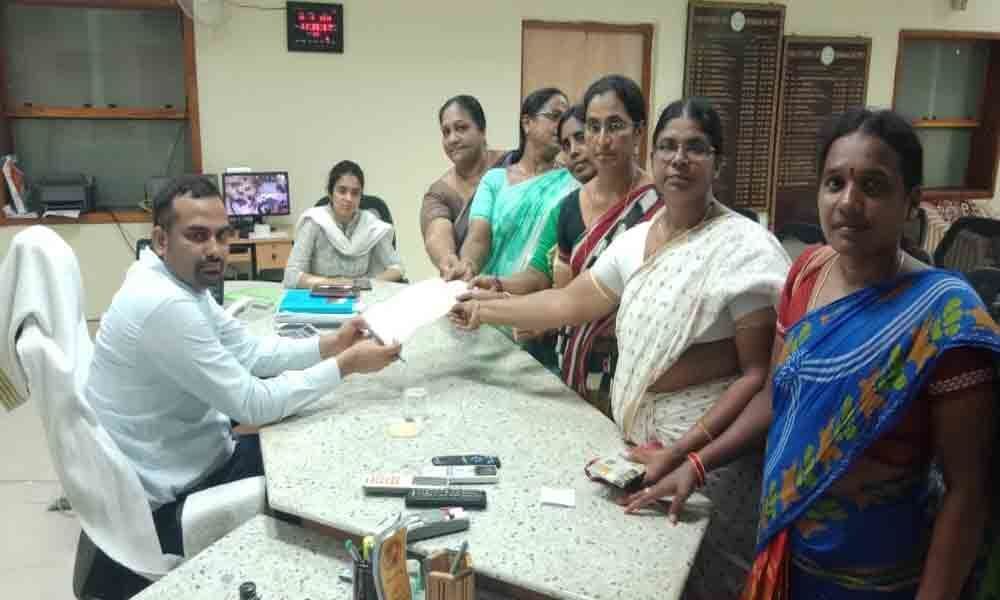 AIDWA pleas to Collector seeking action against perpetrators