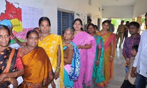 Aler MLA stands in queue to exercise vote in Yadadri-Bhongir