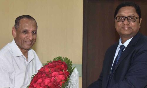 EFLU Vice-Chancellor calls on Governor