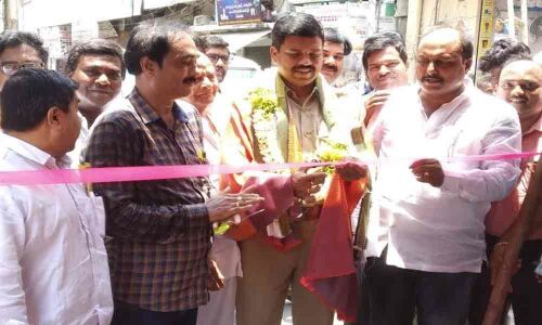 Cirle Inspector lauds businessmen over CSR