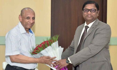 English and Foreign Languages University Vice-Chancellor calls on Governor