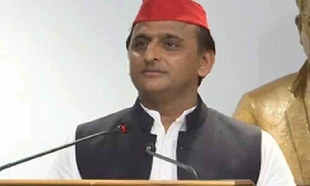 BJP, Congress spreading rumours to create confusion amongst SP-BSP workers: Akhilesh