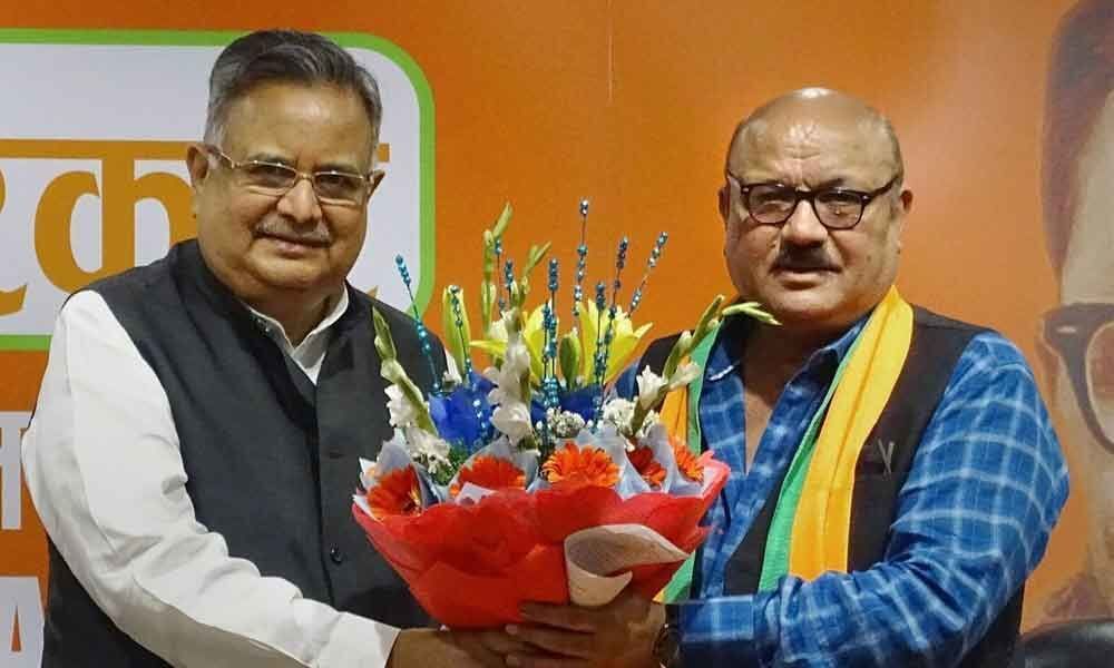 Actor-singer Arun Bakshi joins BJP