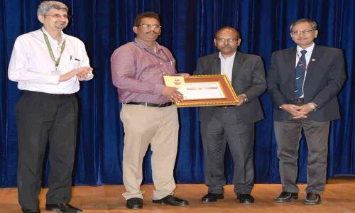 Scientists told to file for patents