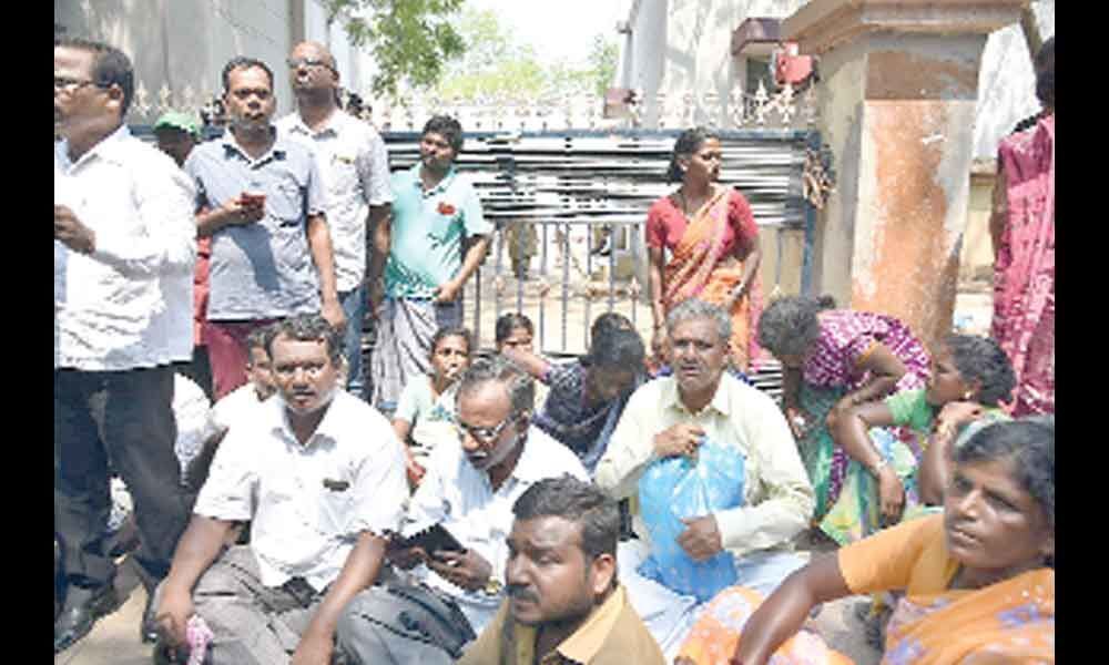 Veldurthi Tragedy : Post-mortem held amid tension