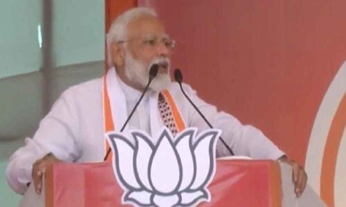 Congress leaders say hua toh hua, Indians now say ab bohot hua: Modi