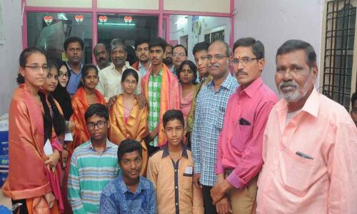 Deputy Speaker Thigulla Padma Rao Goud felicitates SSC toppers