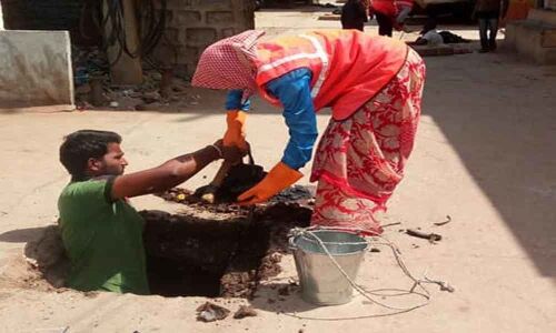 Corporator responds to pleas, takes up nala work