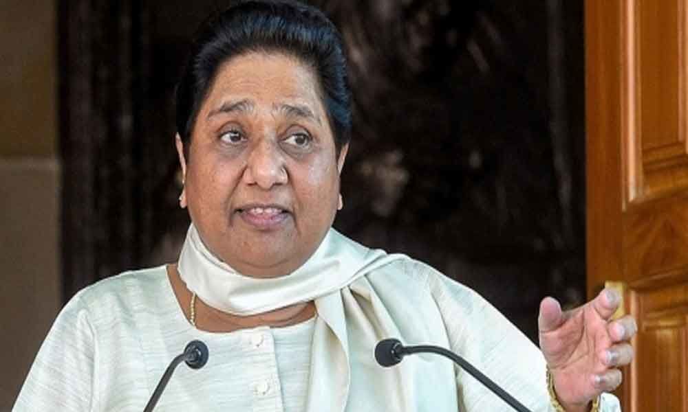 Mayawati seeks ban on temple visits