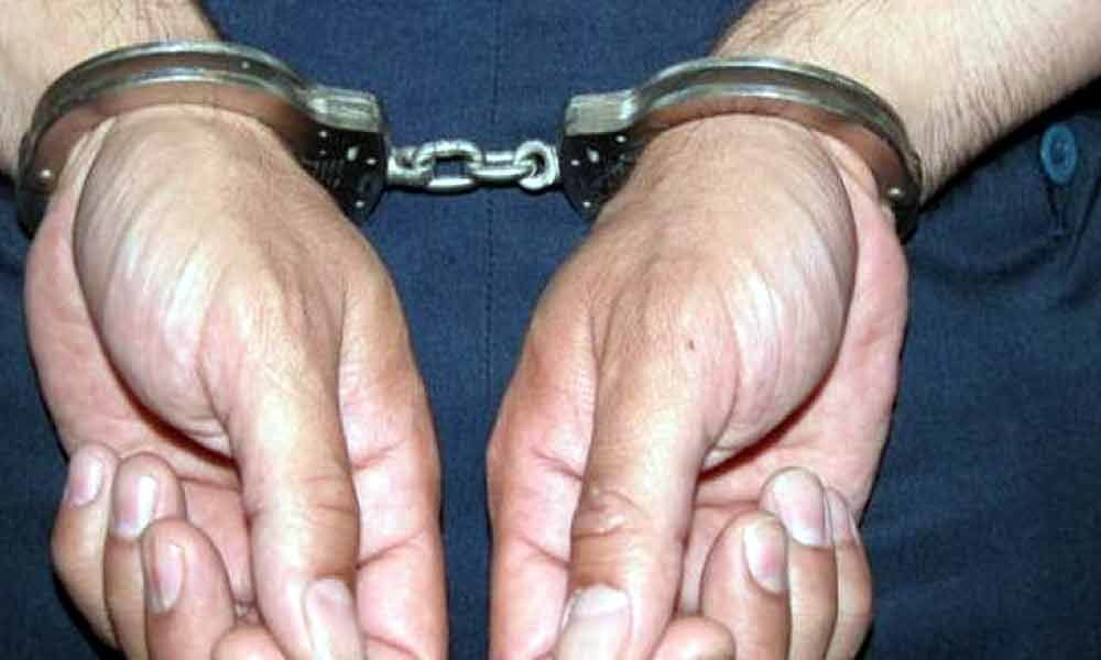 Delhi Police nab JeM terrorist in Srinagar