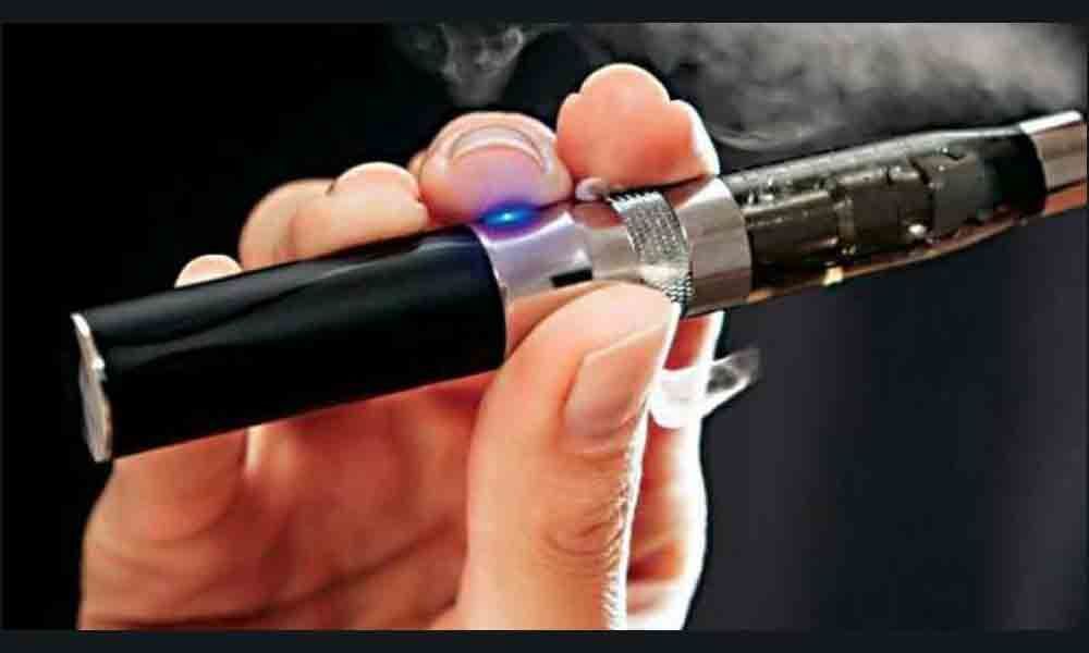 Students appeal to PM to enforce ban on e-cigarettes