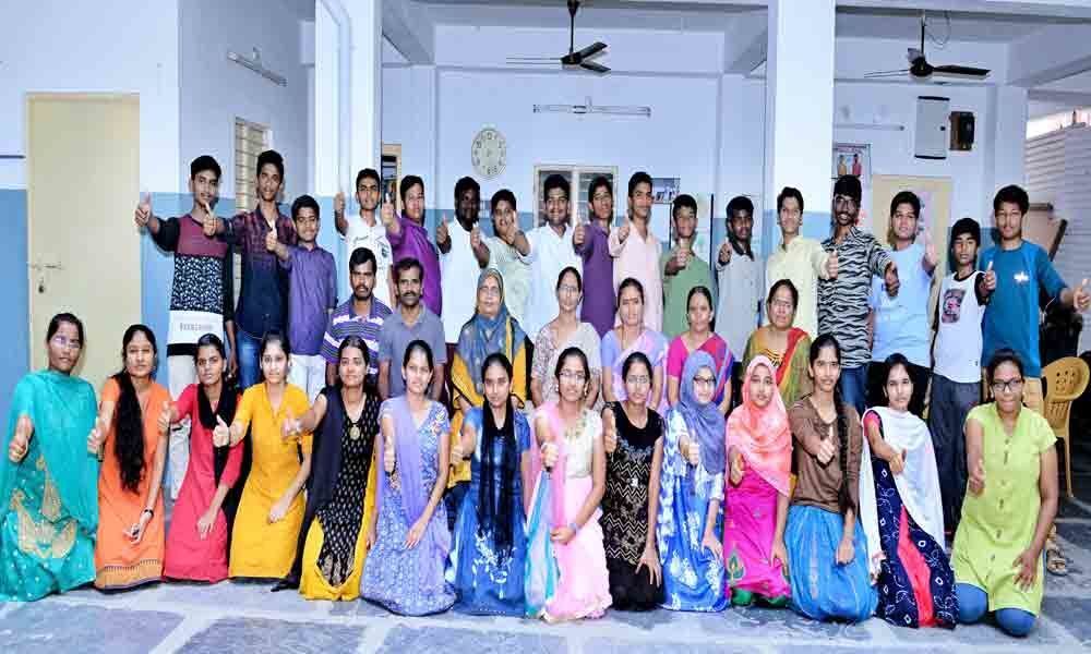 Viswabharathi excels in SSC results