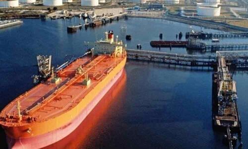 Oil supply drops as Iran sanctions bite