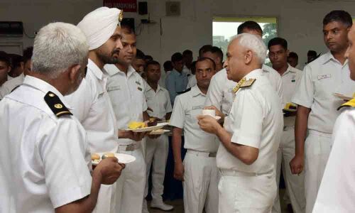Pre-retirement function for Naval chief : Visakhapatnam