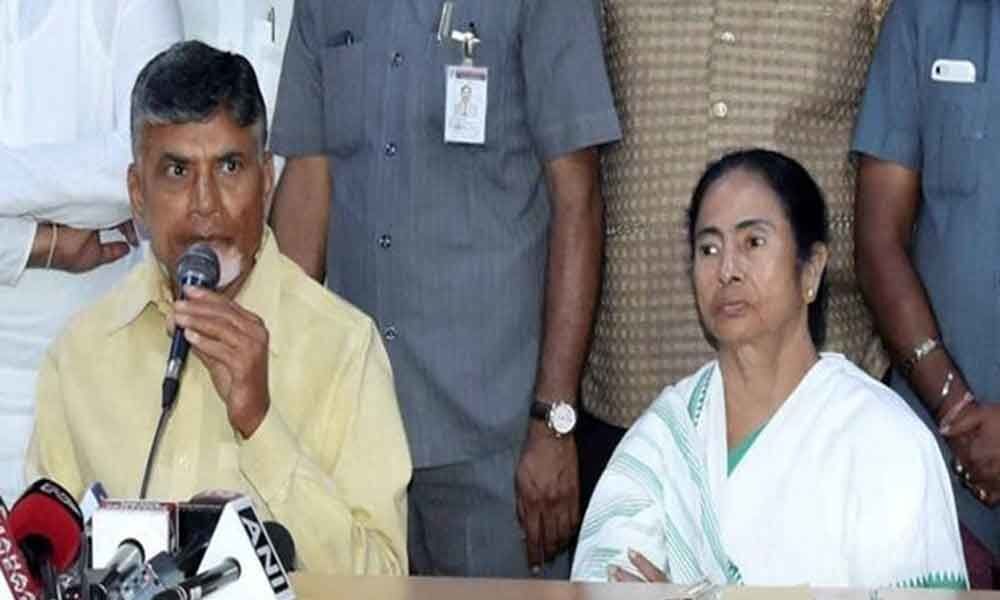 Mamata thanks to Chandrababu Naidu for condemning ECIs ban on campaign in West Bengal