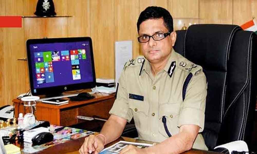 Bengal IPS officer reports for duty at Home Ministry