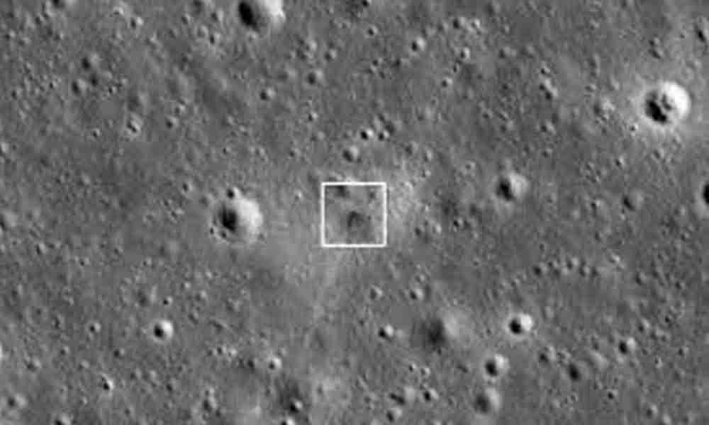 NASA spots Israeli spacecrafts crash site on Moon