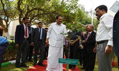 Nuclear electricity can reduce greenhouse gas emission