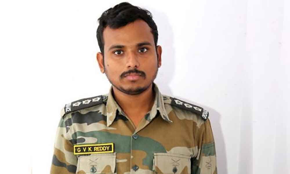 Man posing as IPS officer held in Hyderabad