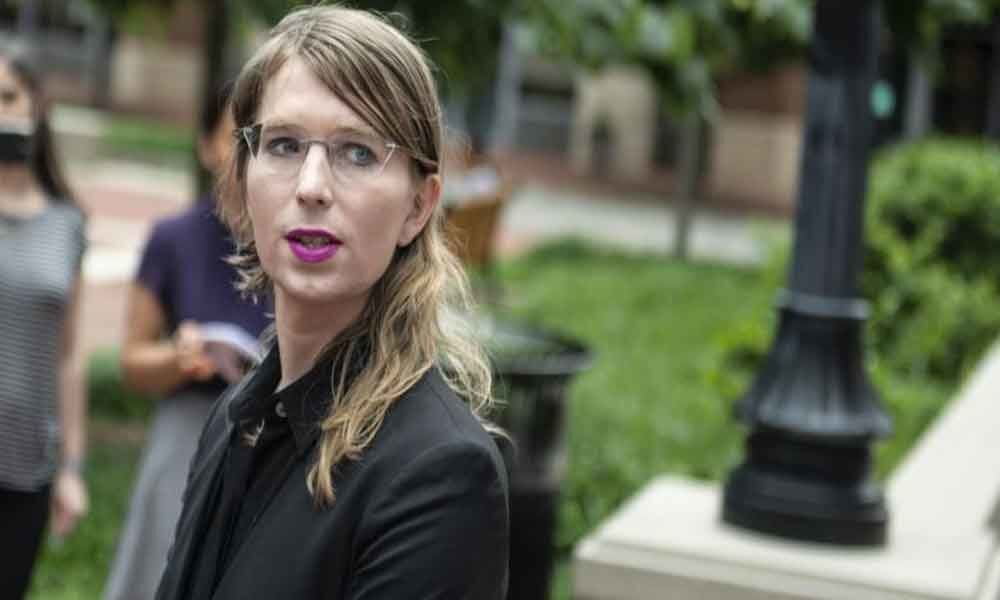 Chelsea Manning sent back to jail after refusing to testify in Julian Assange case