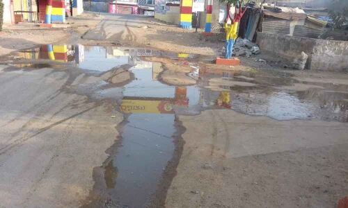 Residents deplore wastage water