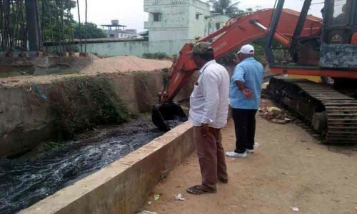 Desilting works in city underway