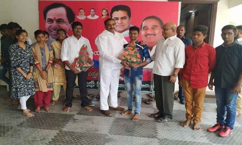 MLA Arekapudi Gandhi congratulates meritorious students