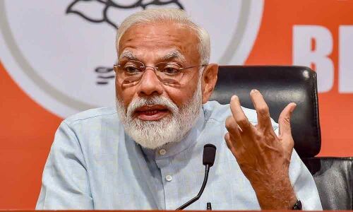 PM Addresses First Press Meet : Will form govt with full majority: Modi