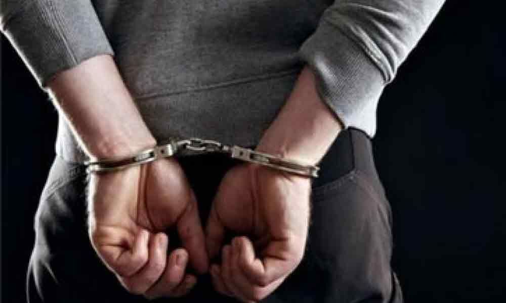 2 thieves arrested in Hyderabad, booty worth Rs 27 lakh seized