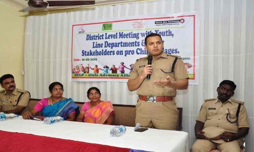 Villages should be converted into Pro-Child habitations: SP