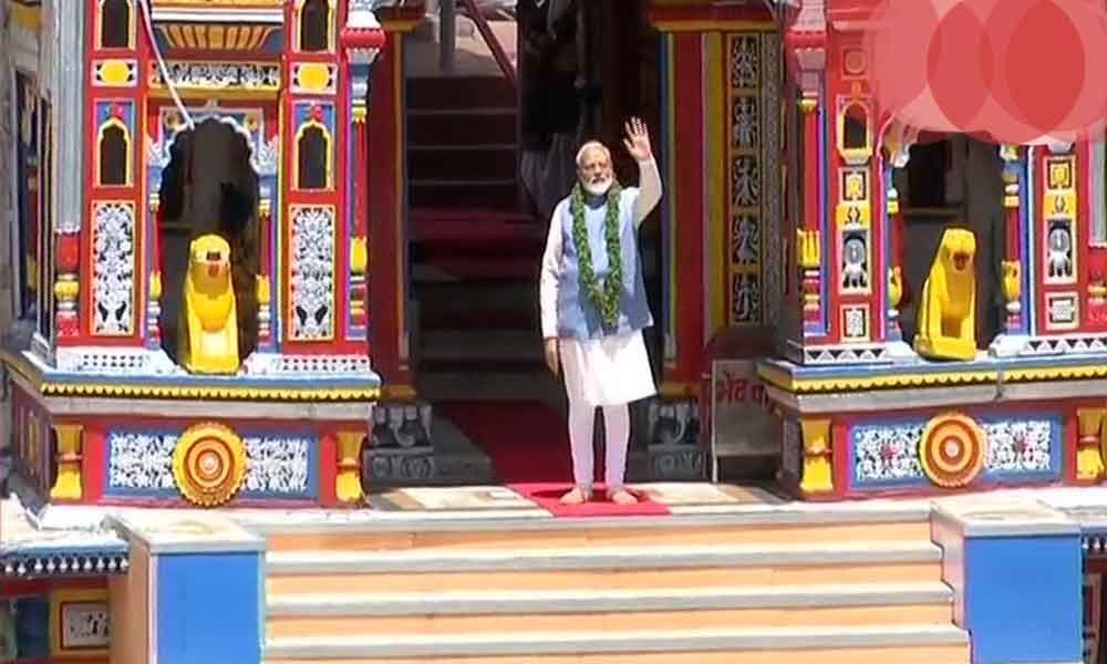 Modi offers prayers at Badrinath