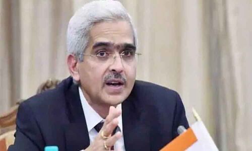 RBI Governor worships at Lord Venkateswara hill shrine