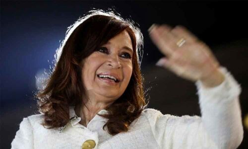 Cristina Fernandez surprises Argentina by not running for top job