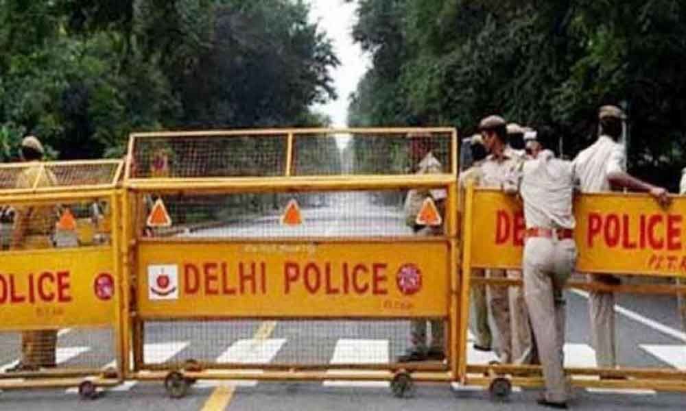 2 suspected criminals shot dead inside car near Delhi metro in gang war