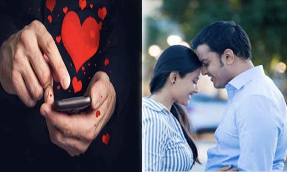 Digital Love vs Traditional Love