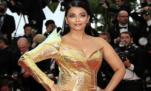 Aishwarya Rai Turns into Golden Mermaid at Cannes Film Festival 2019