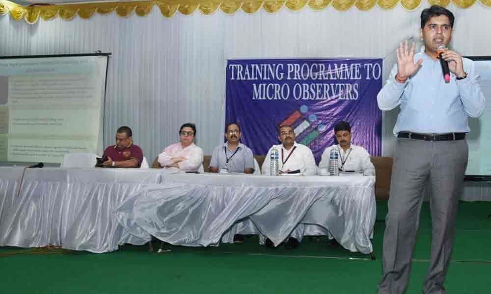Training programme for micro observers held