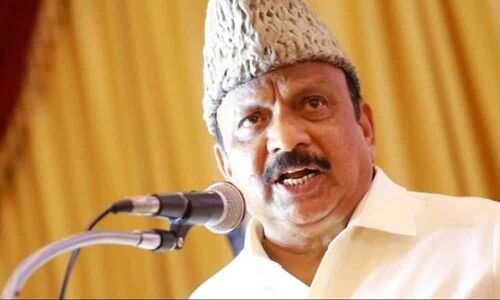 Karnataka Congress leader appeals Muslims to join hands with BJP if need arises