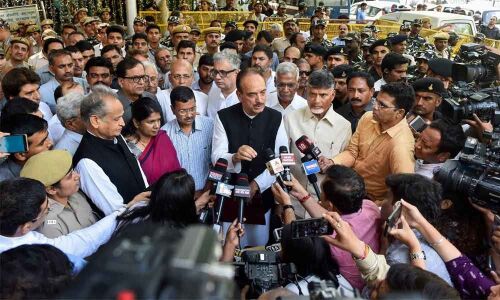 EVMs: Tamperproof? Vulnerable?