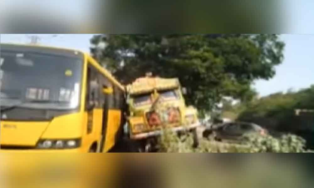 Lorry rams into school bus in Hyderabad, no casualties